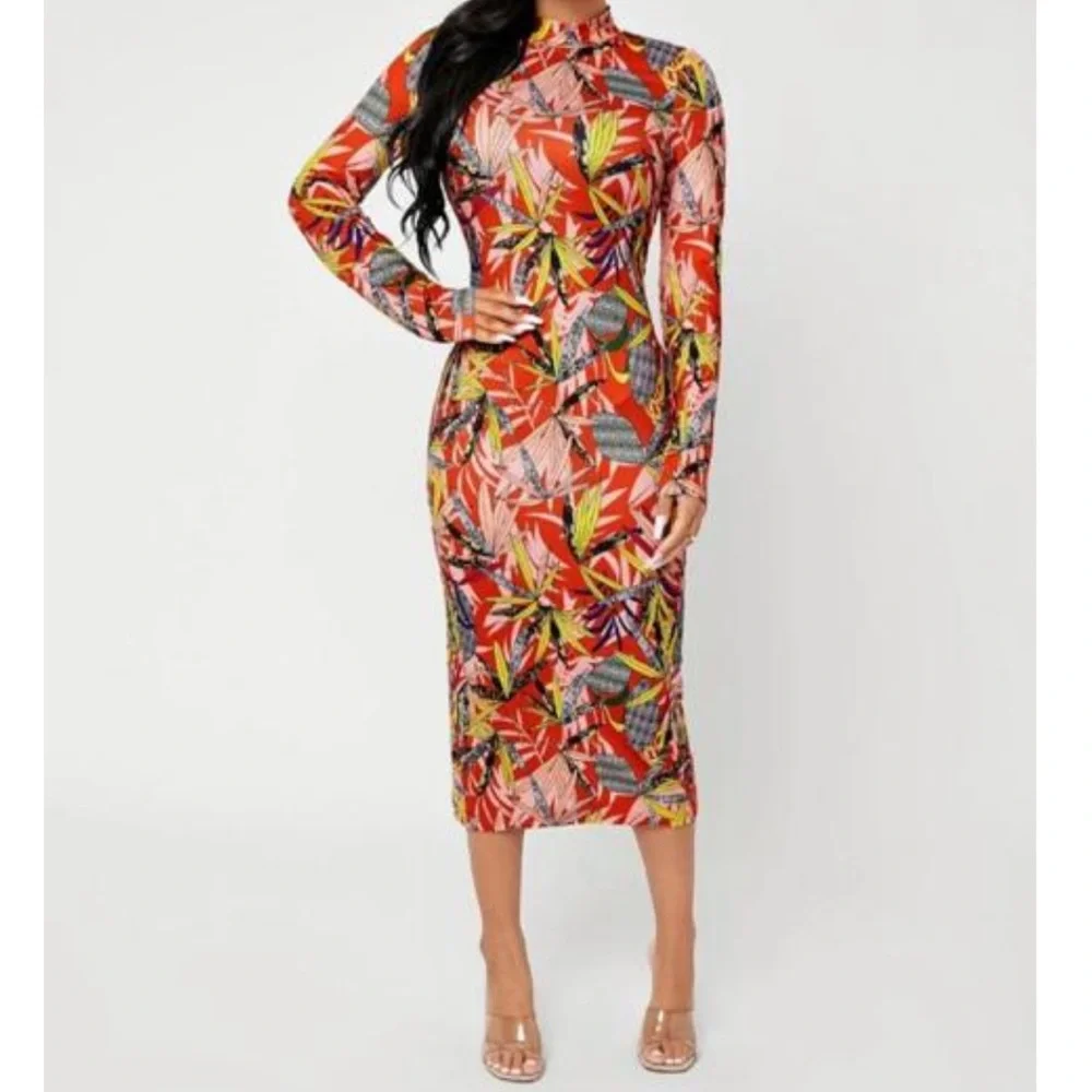 Multicolored Bodycon Dress - Picture 9 of 14